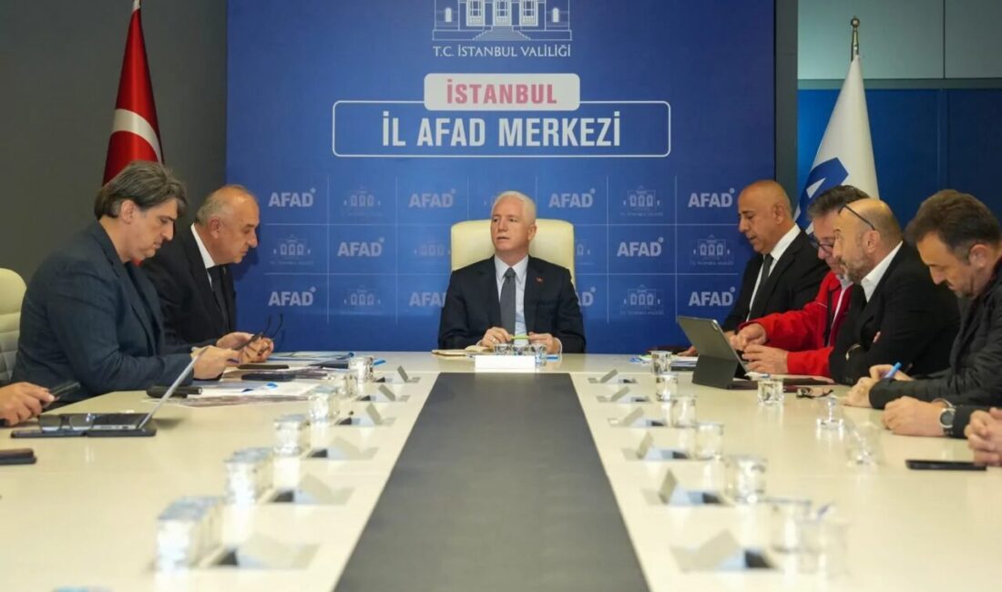İstanbul Valisi Davut Gül başkanlığında düzenlenen toplantıda, Kağıthane Deresi ve