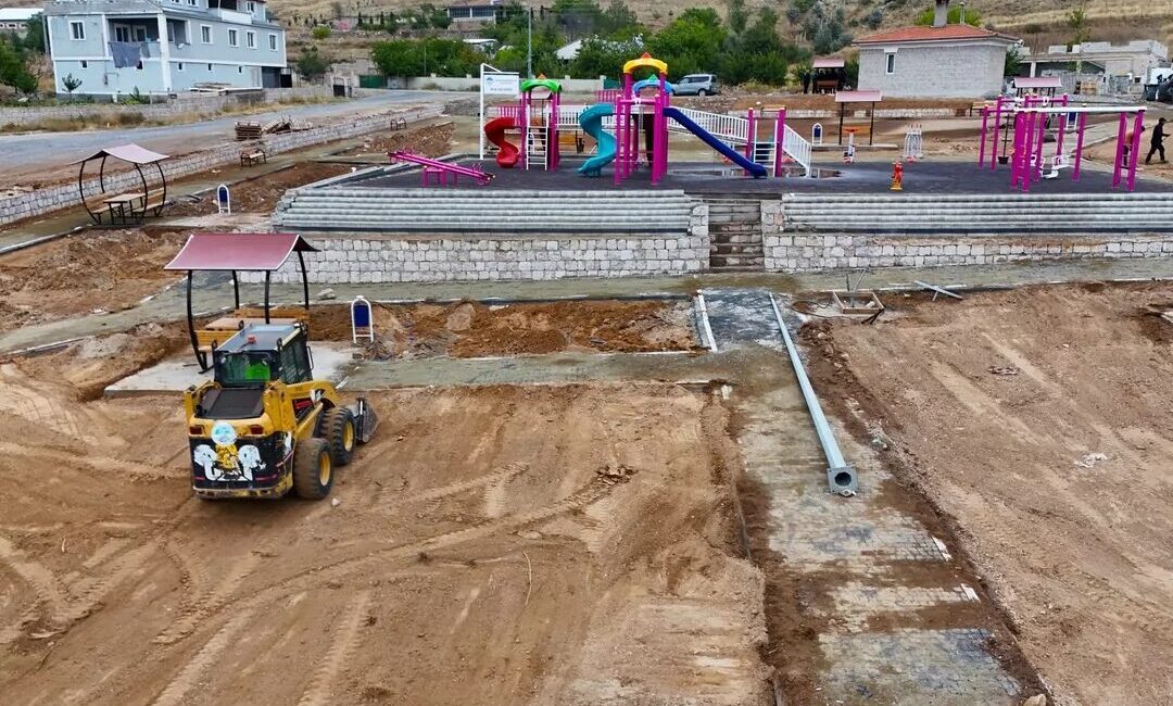Kayseri Büyükşehir Belediyesi, kırsal mahallelerde yaşam kalitesini artırmaya yönelik yatırımlarını