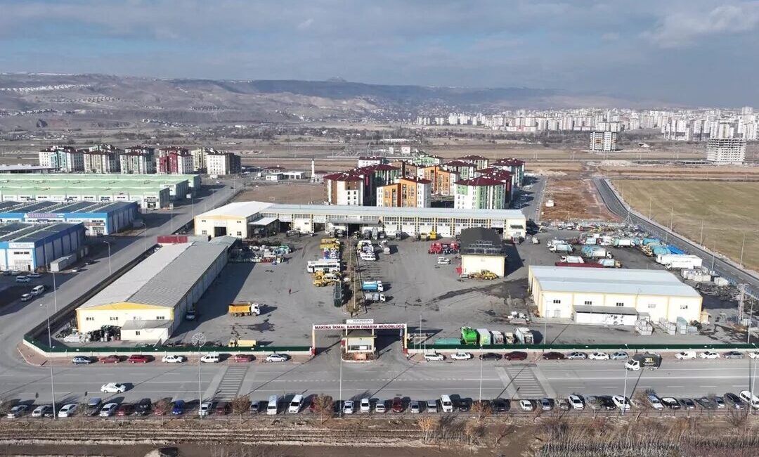 Kayseri Kocasinan Belediye Başkanı Ahmet Çolakbayrakdar, Makina İkmal Bakım ve