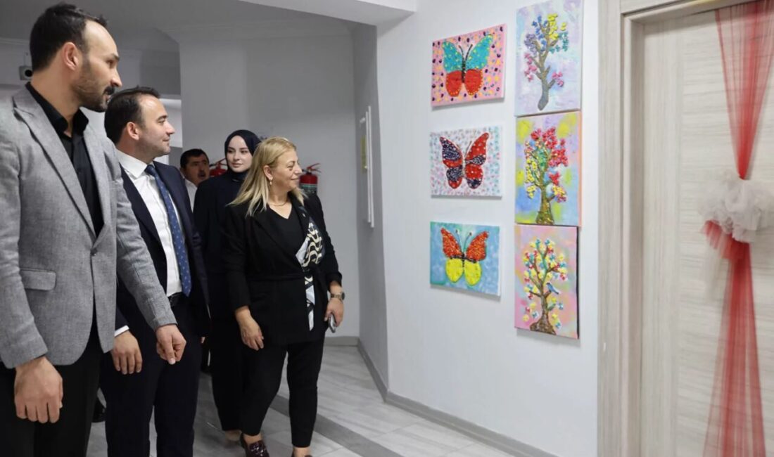 Ankara'da Keçiören Belediyesi, 1 Ekim Dünya Yaşlılar Günü kapsamında ilçe