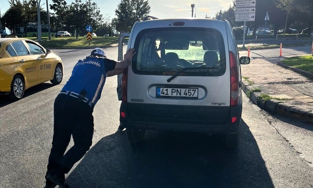 Kocaeli Büyükşehir Belediyesi Zabıta Dairesi Başkanlığı ekipleri, vatandaş odaklı hizmet