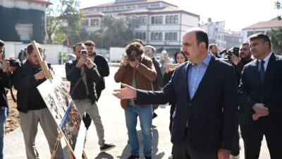 Konya Büyükşehir Belediye Başkanı Uğur İbrahim Altay, basın mensuplarıyla birlikte