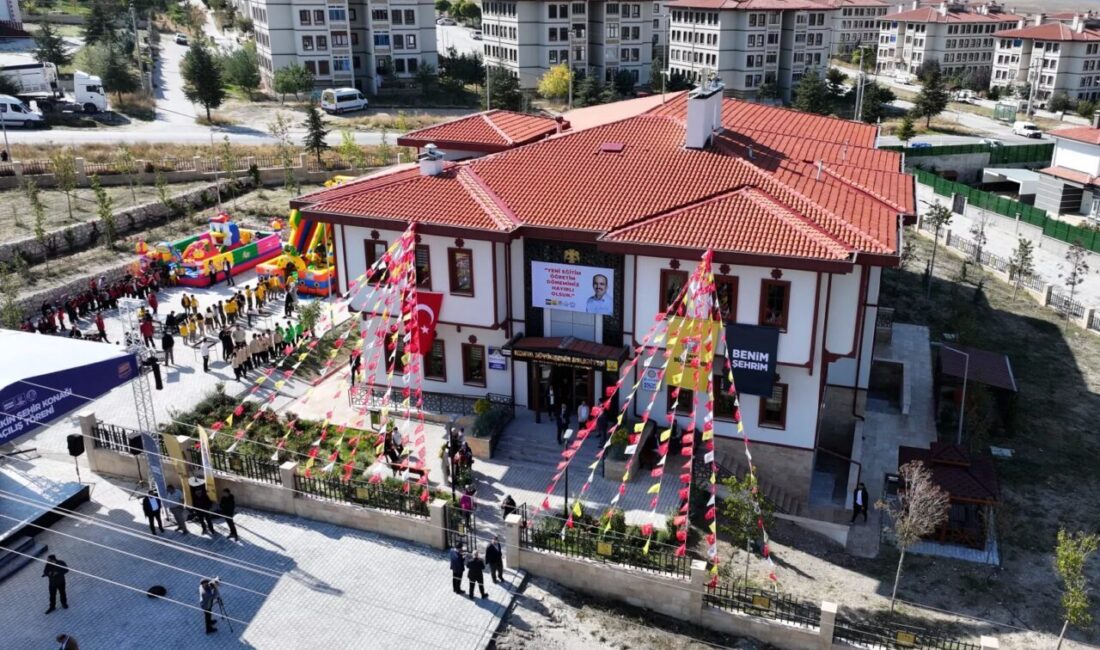 Konya Büyükşehir Belediye Başkanı Uğur İbrahim Altay, Büyükşehir Belediyesi tarafından