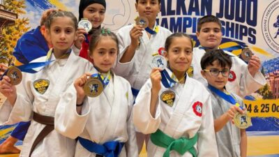 Konya Büyükşehir Belediyesporlu judocular, Bosna Hersek’te düzenlenen Süper Minikler Balkan