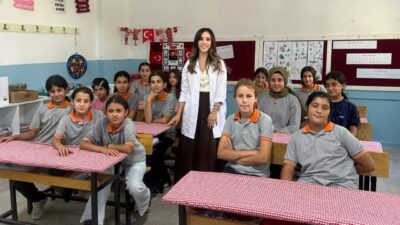 Kozluk İlçe Sağlık Müdürlüğü Eğitim Hemşiresi Çağla Konak, Kaletepe Ortaokulu'ndaki