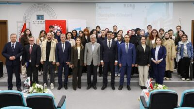 KTO Karatay Üniversitesi’nde düzenlenen “İletişim Günleri 2026” panelinde kamu iletişimi,