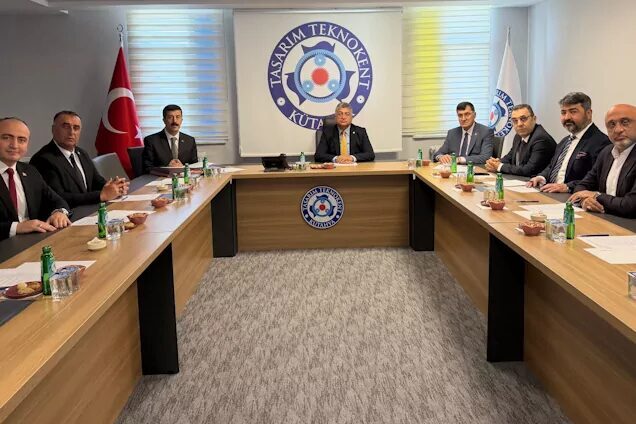 Kütahya Belediye Başkanı Eyüp Kahveci, Kütahya Tasarım Teknokent’in Olağan Yönetim