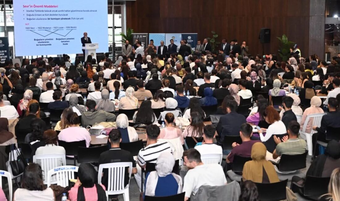 Malatya Büyükşehir Belediye Başkanı Sami Er, Şehir Kütüphanesi’nde düzenlenen 2026