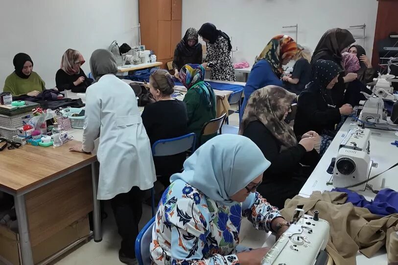 Malatya Büyükşehir Belediyesi, kadınların mesleki ve kişisel gelişimlerine katkı sunmak,