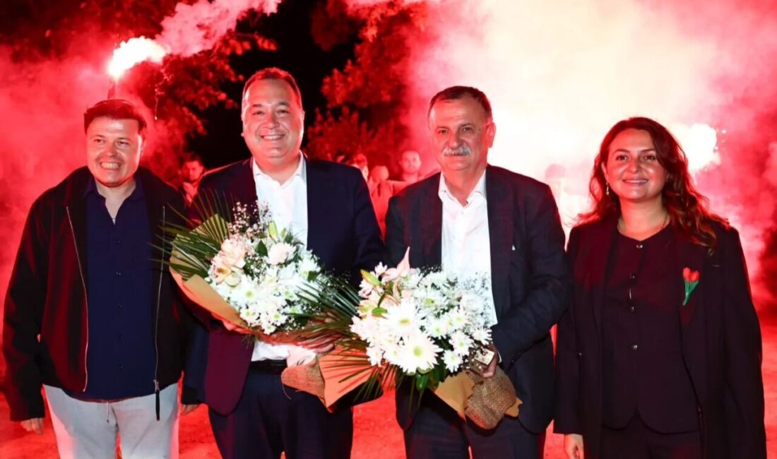 Manisa Büyükşehir Belediye Başkanı Besim Dutlulu, Yuntdağı bölgesinde mahalle muhtarları