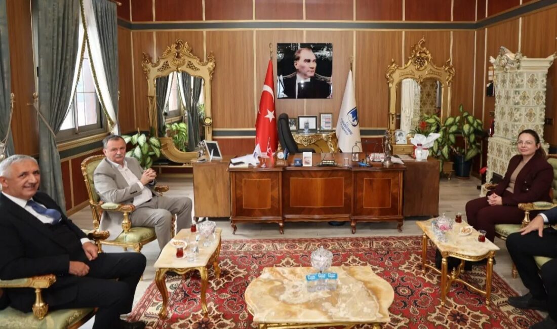 MASKİ Genel Müdürü Ali Kılıç, Şehzadeler Belediye Başkanı Hakan Şimşek