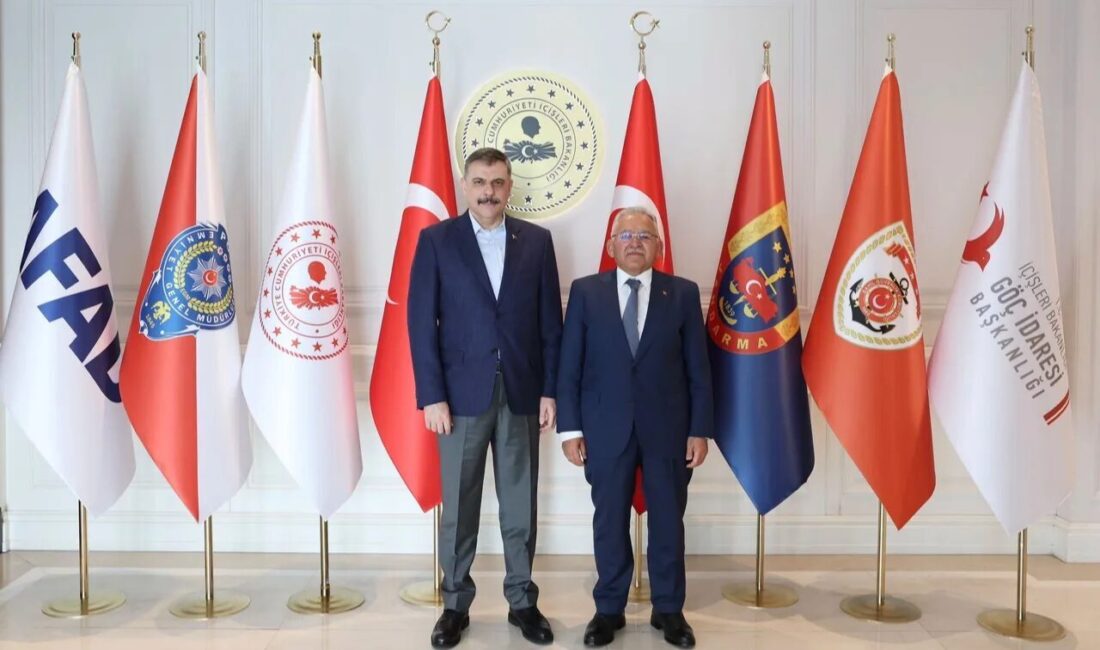 Kayseri Büyükşehir Belediye Başkanı Dr. Memduh Büyükkılıç, Ankara temasları kapsamında