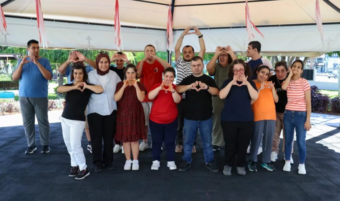 Mersin Büyükşehir Belediyesi, özel gereksinimli bireylerin sosyal yaşama daha aktif