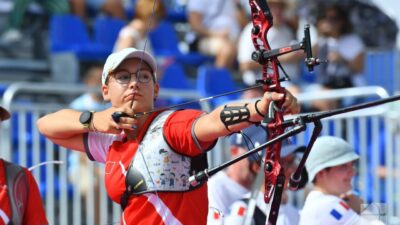 İzmir Büyükşehir Belediyesi Spor Kulübü’nün milli okçusu Dünya Yenihayat, Senegal’de
