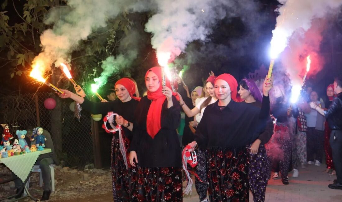 İzmit Belediyesi tarafından bu yıl dördüncüsü düzenlenen Geleneksel Pat Pat