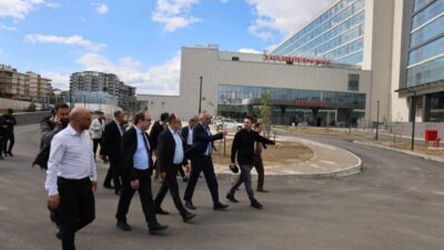 Sağlık Yatırımları Genel Müdürü Adem Yılmaz ve İnşaat Uygulamaları Daire