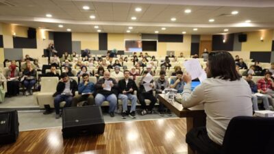 Sakarya Büyükşehir Belediyesi tarafından düzenlenen Büyükşehir Akademi’de yeni dönem heyecanı
