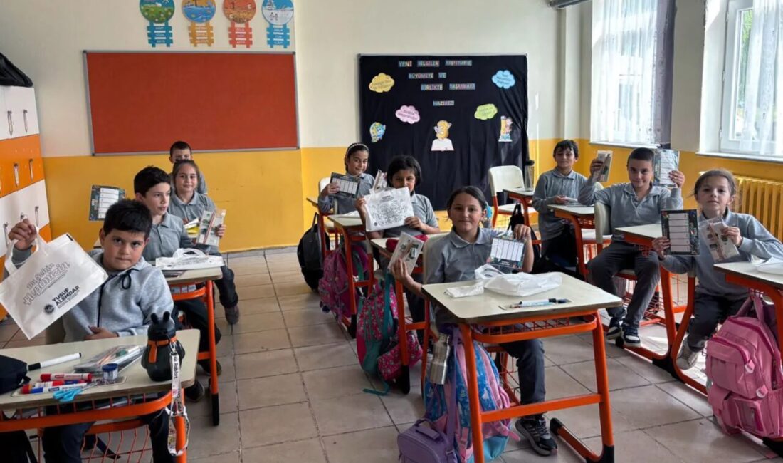 Sakarya Büyükşehir Belediyesi, yeni eğitim-öğretim yılının ilk günlerinde kırsal mahallelerdeki