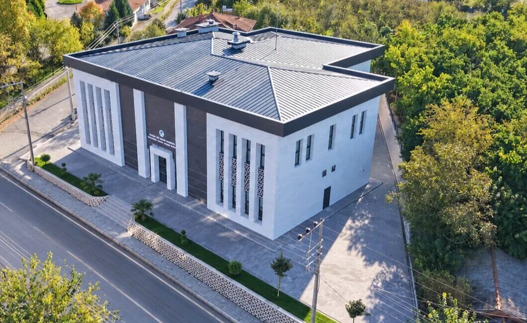Sakarya Büyükşehir Belediyesi tarafından Karapürçek'e kazandırılan şehrin 6'ncı Sosyal Gelişim