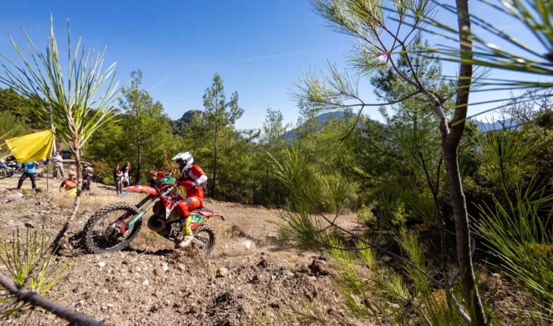 Dünyanın en iyi enduro motosiklet sporcularının yer aldığı Sea to