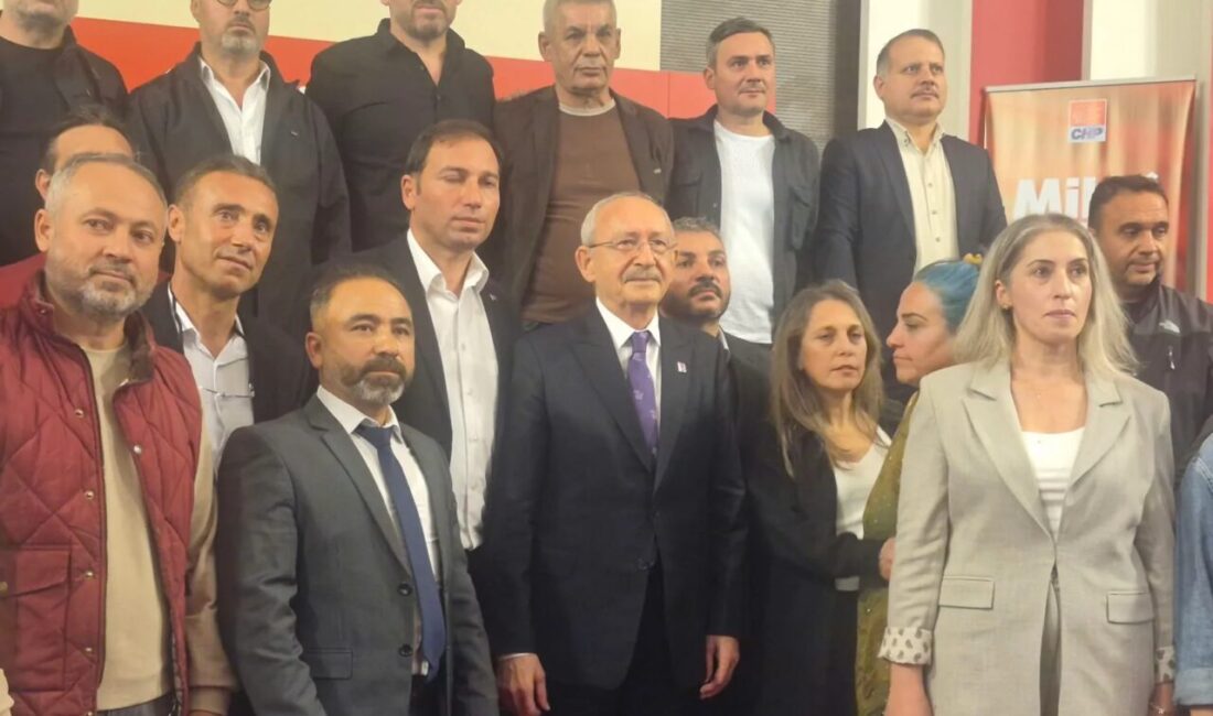 Staj ve Çıraklık Sigortası Mağdurları Federasyonu, CHP Genel Merkezi’ni ziyaret