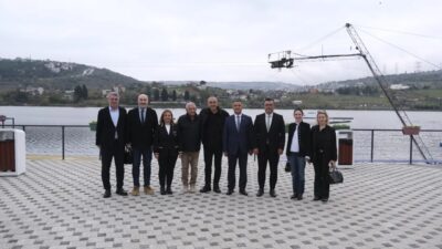 İzmit Belediye Başkan Vekili Lütfü Obuz, Sunay Akın’ı Bıçkıdere Göleti