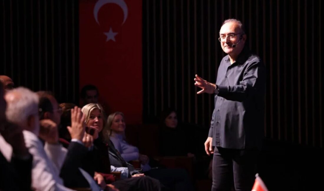 Tekirdağ Büyükşehir Belediyesinin 29 Ekim Cumhuriyet Bayramı’nın 103. yıldönümü kutlamaları,