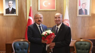 Sağlık sorunları nedeniyle TBMM Başkanvekilliği görevinden istifa eden Bekir Bozdağ,