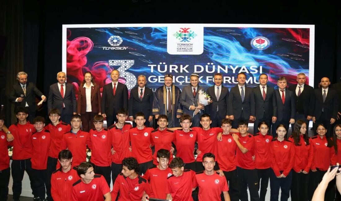 Trabzon Büyükşehir Belediyesi ile TÜRKSOY iş birliğiyle düzenlenen ve 22