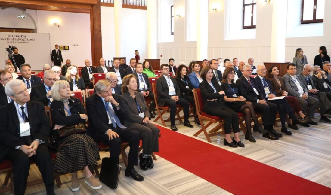 Bursa'nın Mudanya ilçesinde Mudanya Mütarekesi'nin 104. yıl dönümü etkinlikleri kapsamında