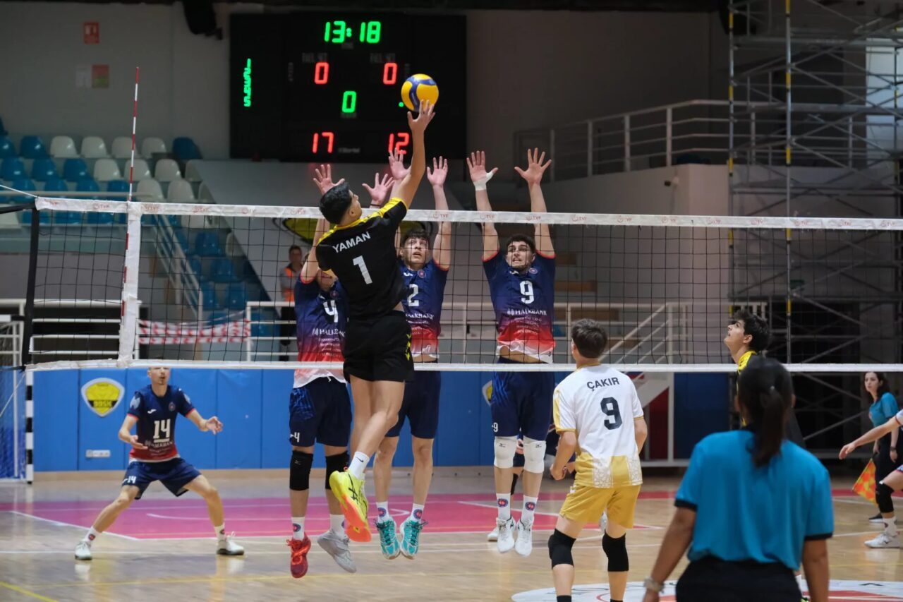 Uzman Posta Voleybol 2. Lig 3. Grup’ta mücadele eden Konya